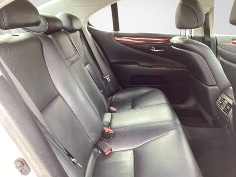 2011 Lexus LS 460