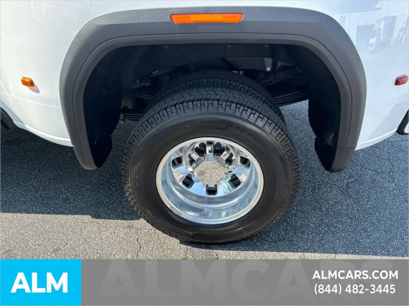 2025 GMC Sierra 3500HD