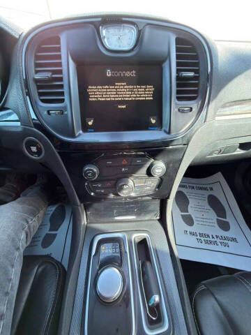 2019 Chrysler 300 S