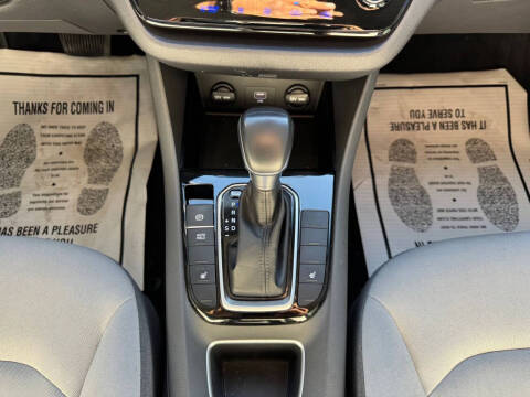 2022 Hyundai Ioniq Hybrid SE