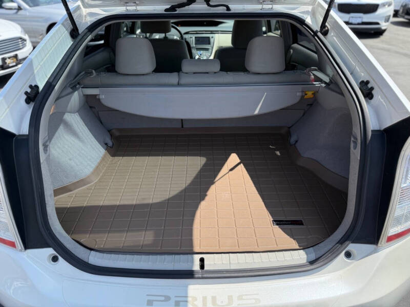 2010 Toyota Prius II