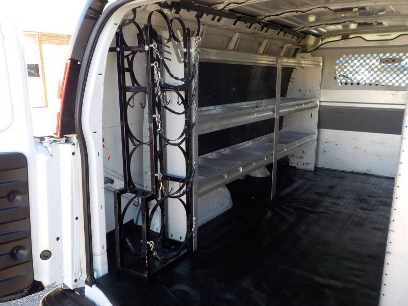 2017 Chevrolet Express 2500