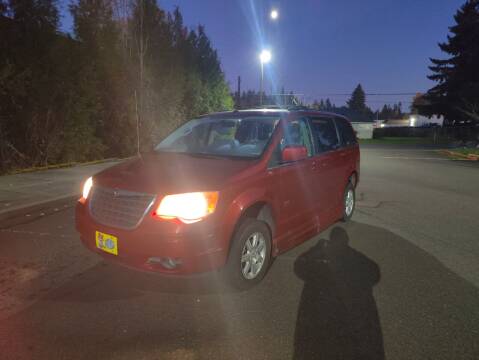 2008 Chrysler Town and Country for sale at Hazel Dell Motors & TOP Auto BrokersLLC in Vancouver WA