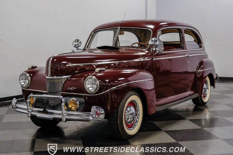 1941 Ford Deluxe