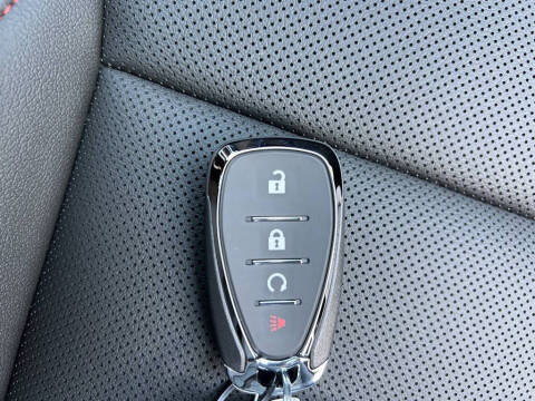 2025 Chevrolet Trax RS