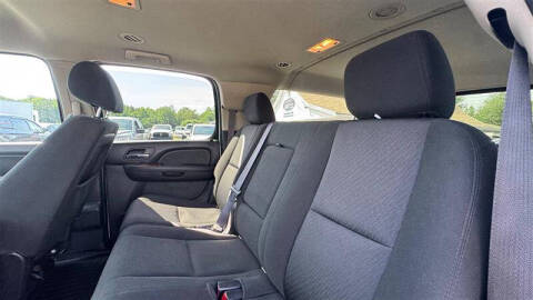 2011 Chevrolet Suburban LS