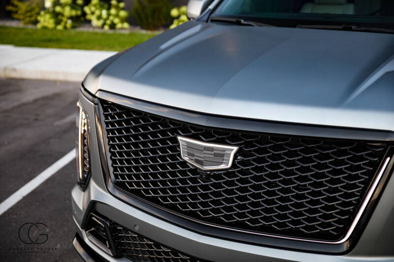 2025 Cadillac Escalade-V