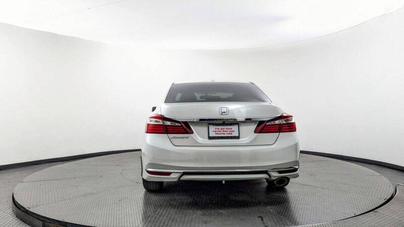 2017 Honda Accord EX