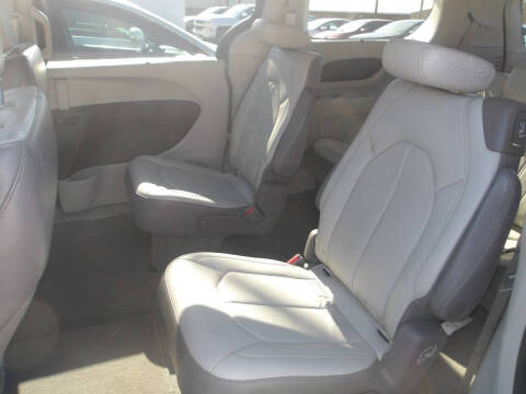 2018 Chrysler Pacifica Touring L