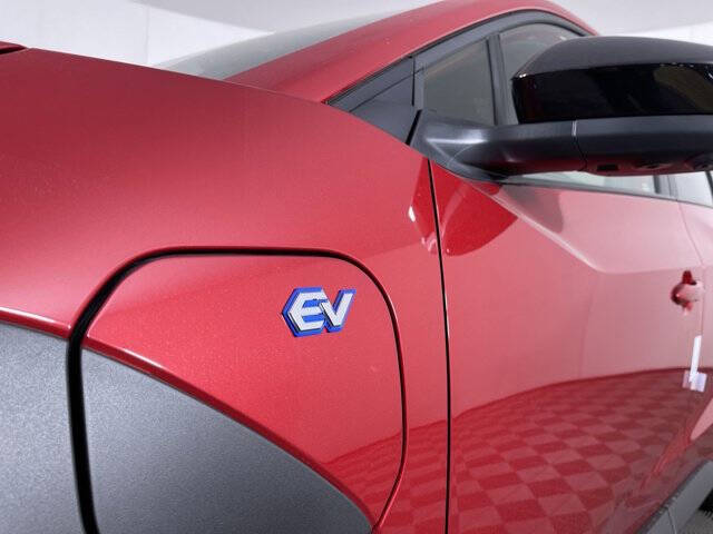 2025 Subaru Solterra Limited