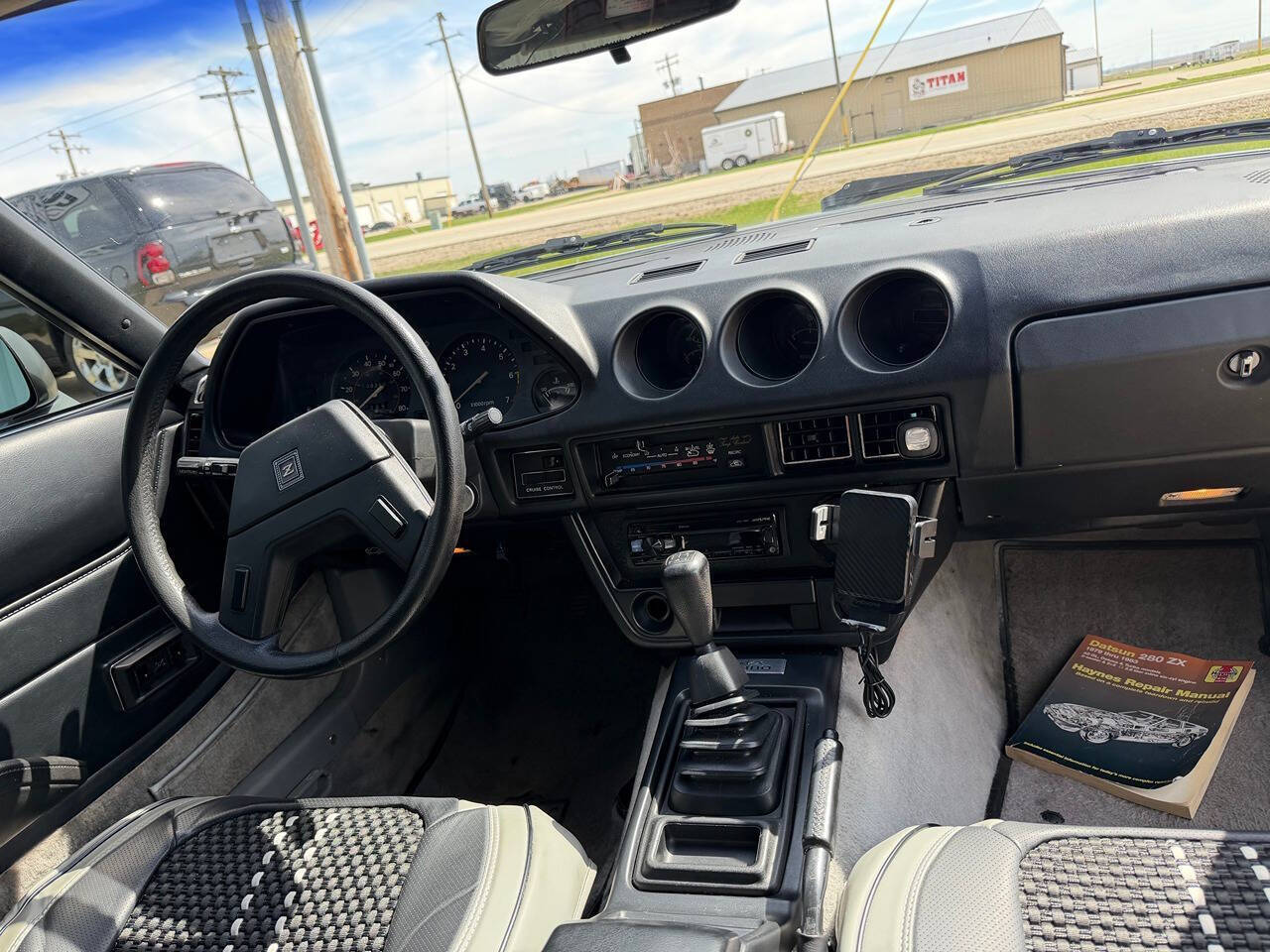 1982 Datsun 280ZX 35