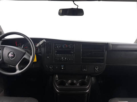 2022 GMC Savana 2500