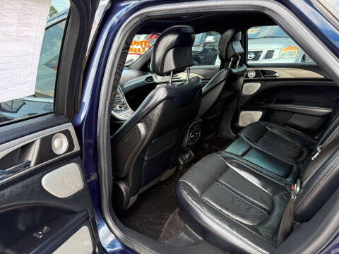 2017 Lincoln MKZ Reserve