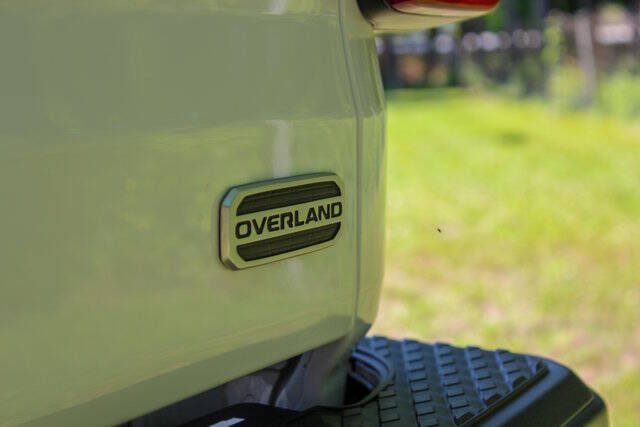 2023 Jeep Gladiator Overland