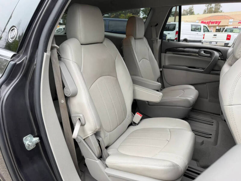 2017 Buick Enclave Leather