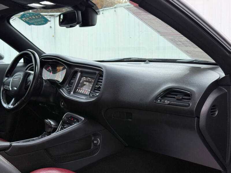 2020 Dodge Challenger SXT