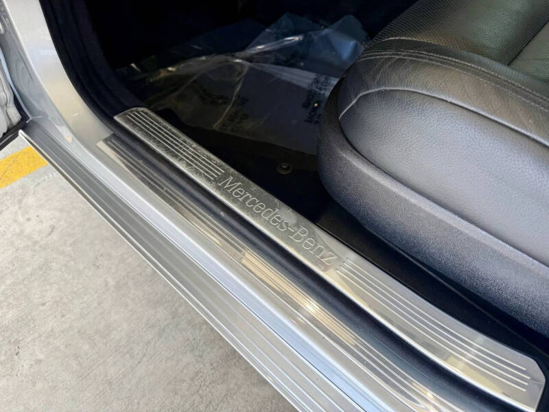 2011 Mercedes-Benz S-Class S 550