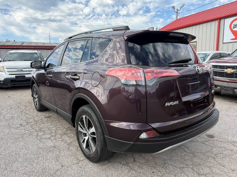2017 Toyota RAV4 XLE