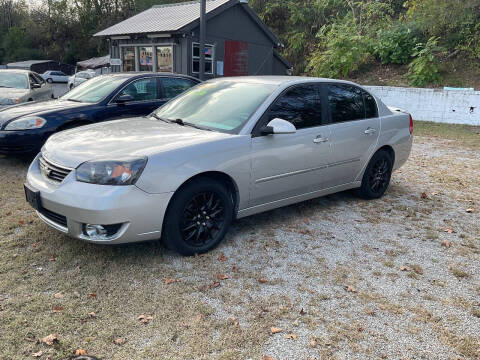 2006 Chevrolet Malibu for sale at GIB'S AUTO SALES in Tahlequah OK