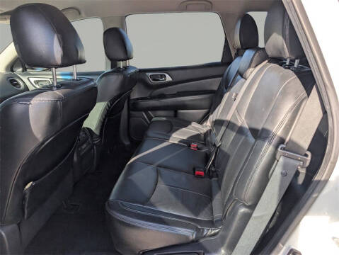 2015 Nissan Pathfinder