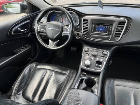 2015 Chrysler 200 C