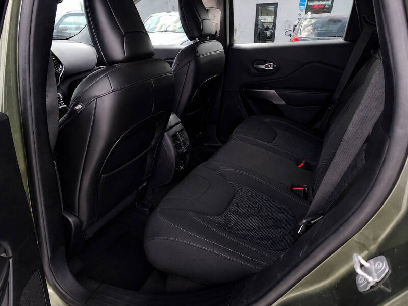 2019 Jeep Cherokee Latitude