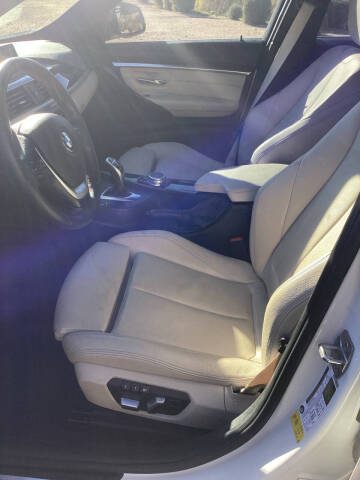 2017 BMW 3 Series 330i