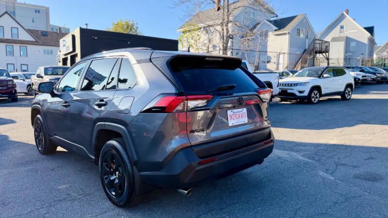 2021 Toyota RAV4 LE