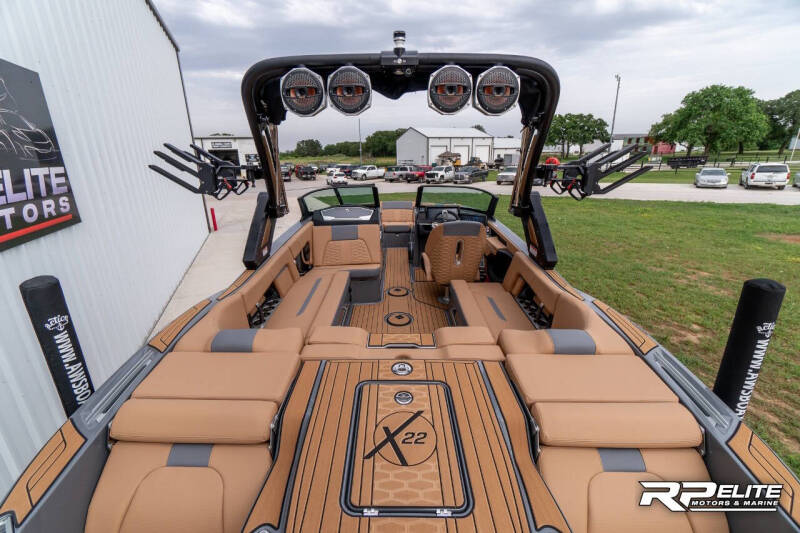 2025 MasterCraft X22