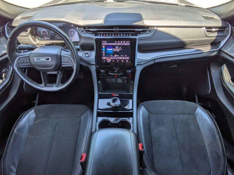 2022 Jeep Grand Cherokee