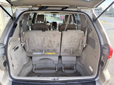 2008 Toyota Sienna XLE Limited
