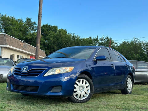 2010 Toyota Camry for sale at Texas Select Autos LLC in Mckinney TX