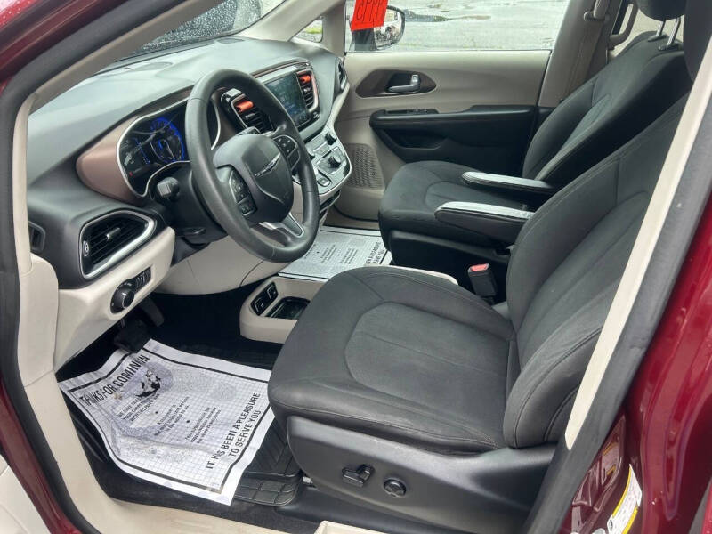 2017 Chrysler Pacifica Touring