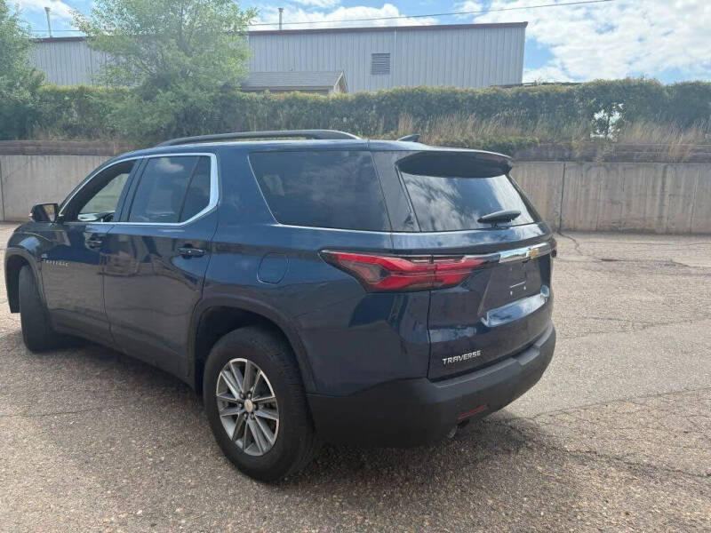 2022 Chevrolet Traverse LT Cloth