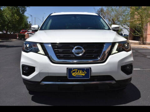 2017 Nissan Pathfinder SL