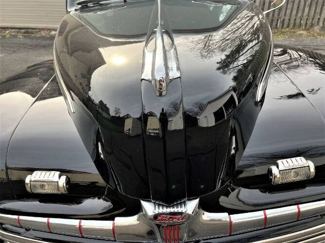 1946 Ford Super Deluxe