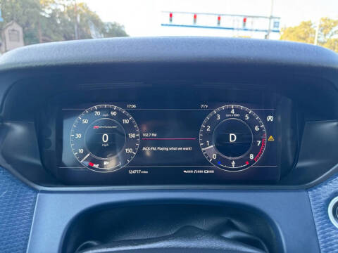 2018 Land Rover Range Rover Velar P250 R-Dynamic SE