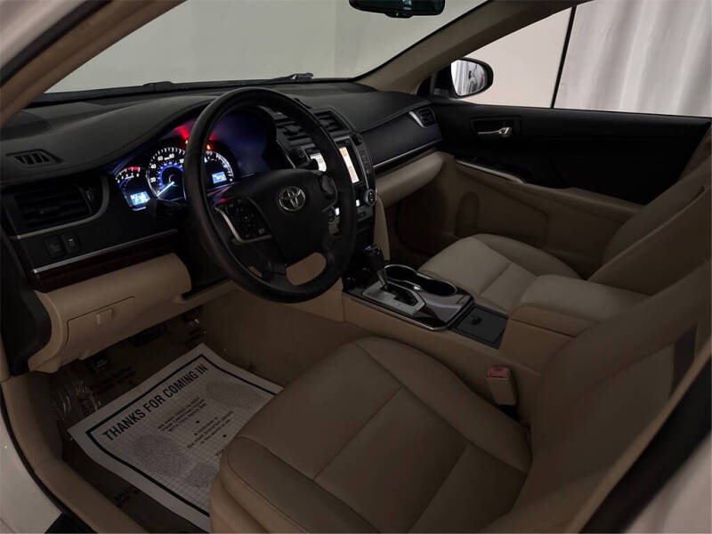 2014 Toyota Camry XLE V6