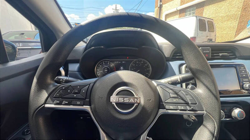 2023 Nissan Versa SV