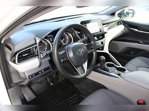 2023 Toyota Camry Hybrid LE