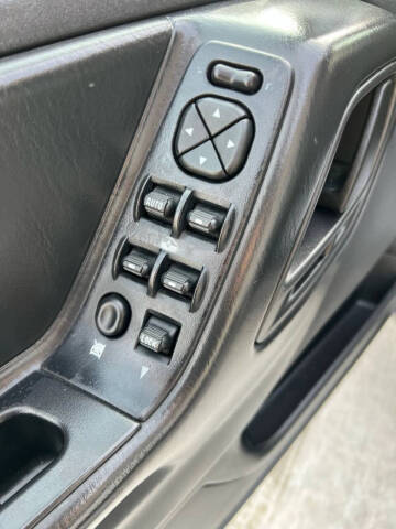 2003 Jeep Grand Cherokee Laredo