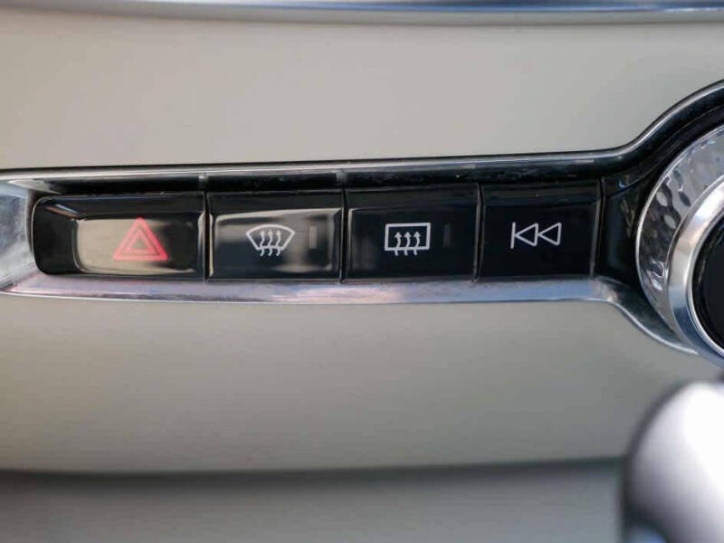 2021 Volvo S60 T5 Momentum