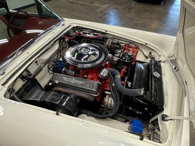 1957 Ford Thunderbird