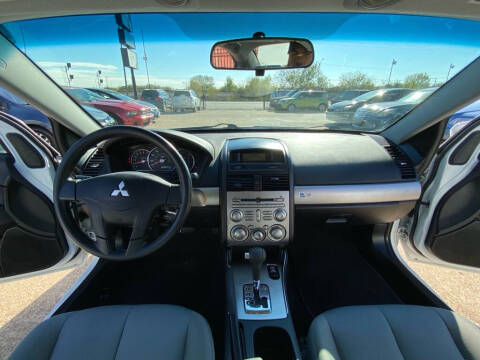 2011 Mitsubishi Galant FE