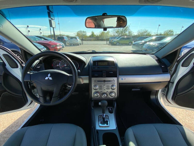 2011 Mitsubishi Galant FE