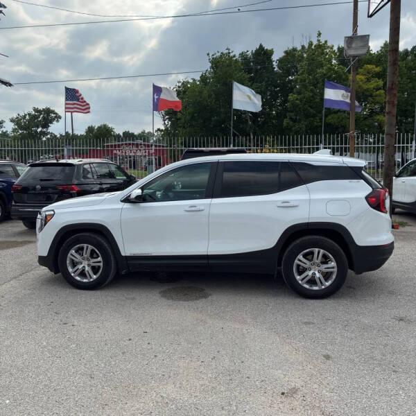 2024 GMC Terrain SLE