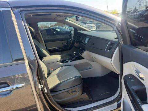 2021 Kia Sedona