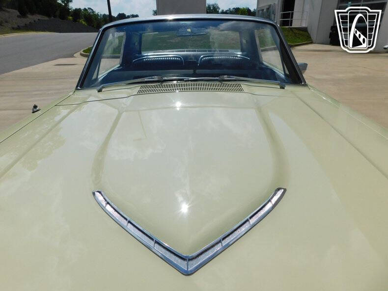 1966 Ford Thunderbird