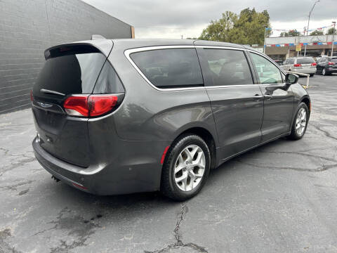 2019 Chrysler Pacifica Touring Plus