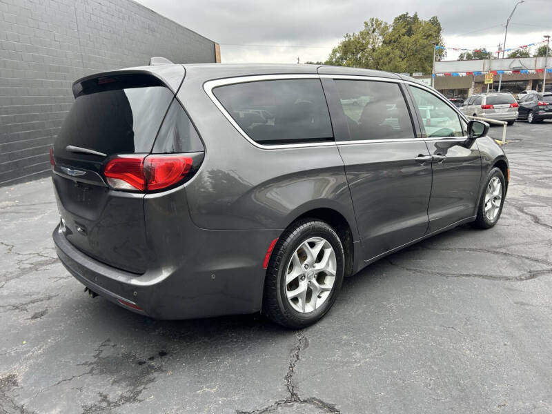 2019 Chrysler Pacifica Touring Plus